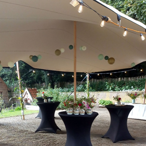 Complete Stretchtent set van 12 × 10.5 meter 