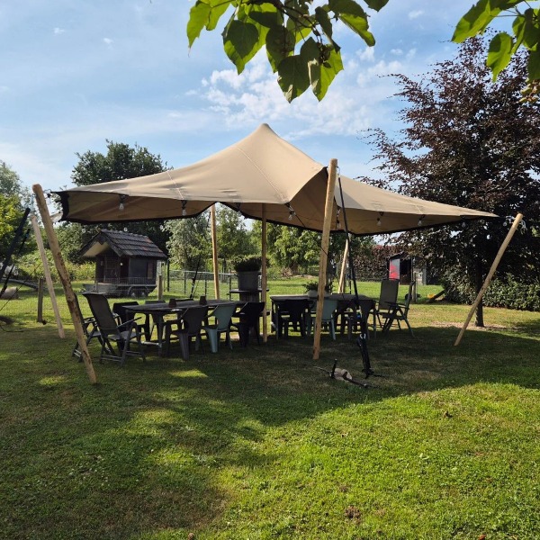 Stretchtent 6x6,5 meter Stretchtent 6x6,5 meter